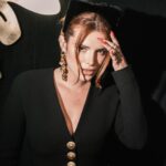 Bella Thorne Instagram - Southern souls + global minds! Daniel is a kindred spirit who isn’t afraid of putting the female body on a pedestal. The way he’s using his instinct to shake up an industry feels like home for me. Elsa would be so proud. 🏆✨👑