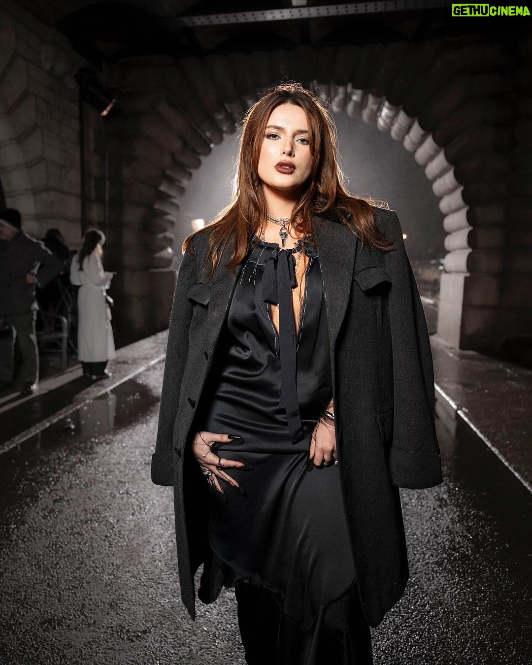 Bella Thorne Instagram - Thank you for having me @renzorosso @stefano.rosso.brave 🖤 @maisonmargiela @jgalliano was everything and I got to wear my @thornedynasty Jewlery with this amazing look that I loved so much!! Paris,France