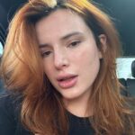 Bella Thorne Instagram - Fresh Faced Friday! Race you to Coachella ✌🏼 Also if ur a day one u know I struggled with cystic acne, look at my no makeup face !!!! Ahhhh very very happy and my new skin routine is killing it for me 😋