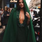 Bella Thorne Instagram - Green is my favorite color with the sweetest darling at @stephanerolland_paris