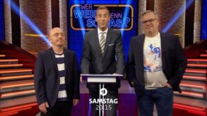 Bernhard Hoëcker Instagram - Wusstet ihr eigentlich, dass… morgen Abend am Samstag 20:15 Uhr in der ARD eine neue #WerWeissDennSowas XXL Ausgabe kommt? Freut euch auf spannende Fragen, interessante Experimente und tolle Gäste. Wir haben @andreabergoffiziell @sigl_hans @frankapotente.official @andreasgabalier_official #SentaBerger und #ChristophMariaHerbst eingeladen. Bist du dabei und wem drückst du die Daumen Team Bernhard oder Team Elton?
.
.
.
#Samstagabend #WWDS #besteunterhaltung #ard