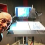 Bernhard Hoëcker Instagram - Letzter Tag im Tonstudio. Heute Abend bin ich dann zu Gast in der NDR-Talkshow und am 1. Advent seht ihr mich im NDR auf der Suche nach der ersten Wetterkarte im deutschen TV. #ndrtalkshow #ndr #wetterkarte #wetter @superhearo_audio Hamburg, Germany