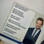 Bernhard Hoëcker Instagram - Hab ich grad imNetz gefunden. Ich bin also wieder zu Gast bei einem netten Kollegen in seinem Homeoffice, sprich Instagram. Diesmal bei @schroeder_live , Donnerstag, 20:15. Diesmal versuche ich eine bessere Bildqualität hinzubekommen. Hab da schon eine Idee. Freude!!!