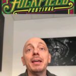 Bernhard Hoëcker Instagram - Vielen Dank für deine überaus charmanten Wünsche zu unserem Jubiläum lieber @bernhardhoecker! Wer feiert mit uns 25 Jahre Schandmaul? Am 7. & 8. Juli 2023 beim @folkfield_festival im Amphitheater Gelsenkirchen 🤟 #schandmaul #bernhardhoecker #25jahre #folkfield #musikverbindet