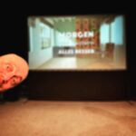 Bernhard Hoëcker Instagram - Bin in Berlin. Drei Tage @wuehlmaeuse_berlin . Wie geil ist DAS denn!!! #standup #morgenwargesternallesbesser #wühlmäusetheaterberlin