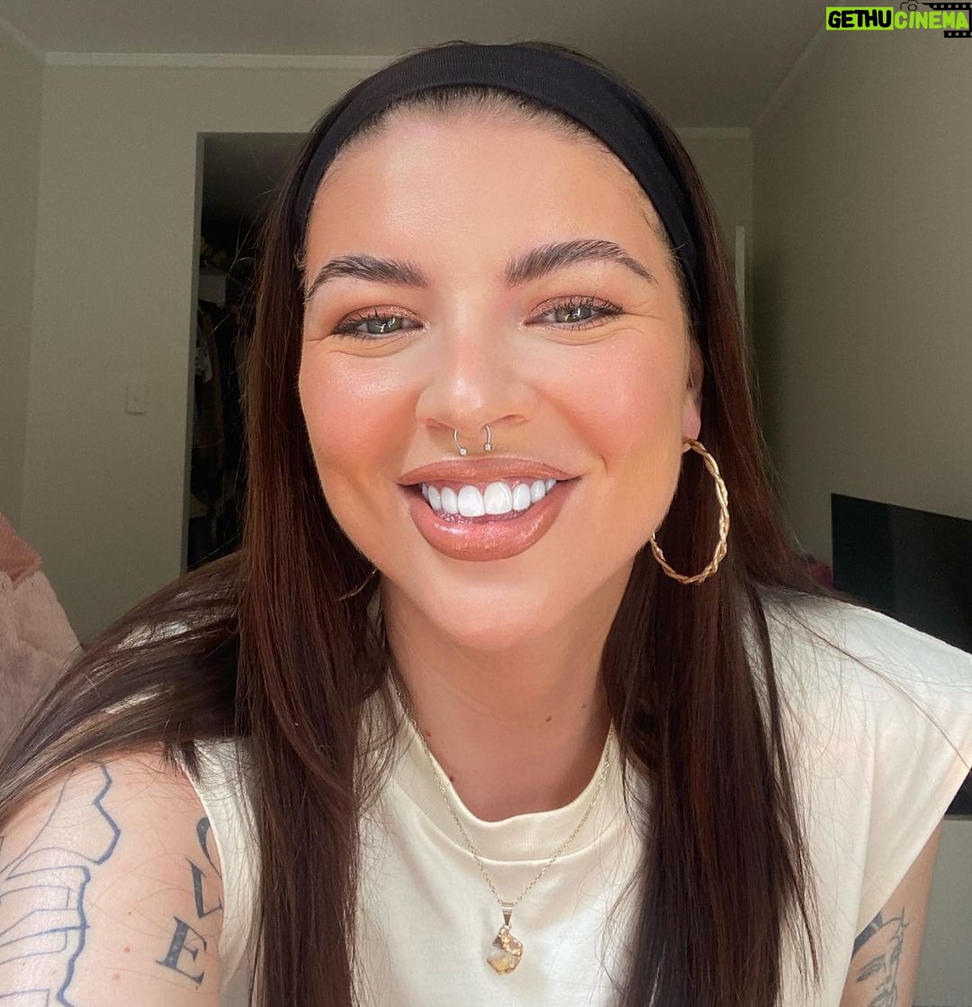 Beth Spiby - 822 Likes - 2 weeks in Melbourne ❤️ and Adelaide. And Sydney 🤣