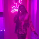 Bethany Clayton Instagram – Iām a doll but I still wanna party š©·š«šššš¬
p.s. it was not @sophiapayan birthday but we still celebrating š„³š PH Day Club – Hollywood