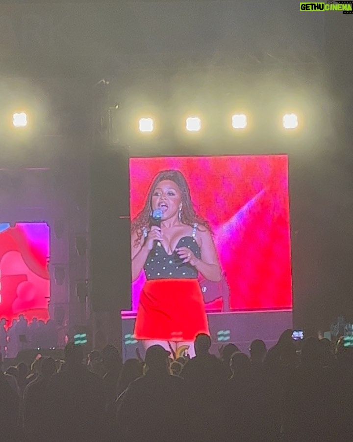 Bethany Clayton Instagram - LA Pride was sooo fun !! 🏳️🌈💕 p.s. @theestallion is still that bitch 🔥⚡️