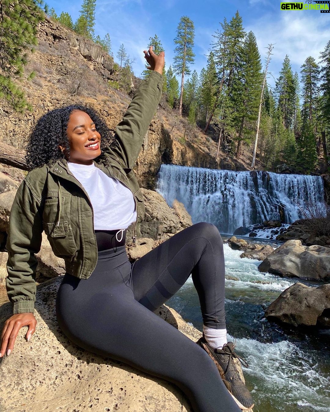 Bethany Clayton Instagram - Little dump from this weekends cabin trip to Mccloud Falls 🏔 McCloud Falls
