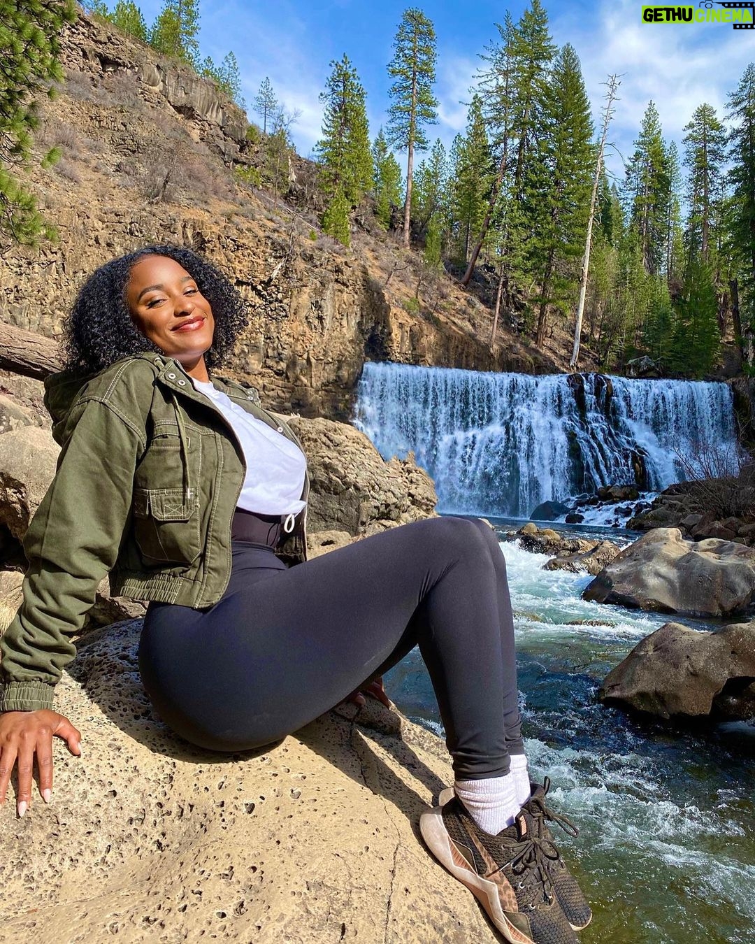 Bethany Clayton Instagram - Little dump from this weekends cabin trip to Mccloud Falls 🏔 McCloud Falls