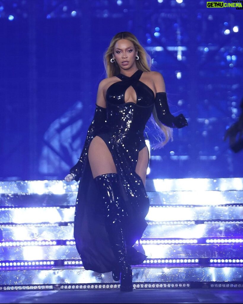 Beyoncé Instagram - Felt great to design and wear the final IVY PARK drop (with adidas👀💃🏾🕺🏾🪩) on the final show of the RENAISSANCE WORLD TOUR. The Blackout. IVY PARK NOIR dropping Oct 12 Kansas City, Missouri
