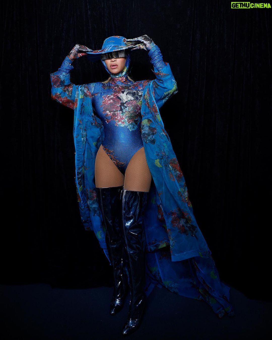 Beyoncé Instagram - Vancouver, British Columbia