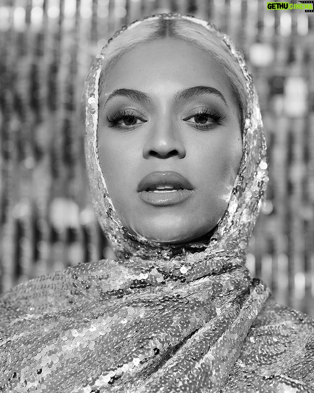 Beyoncé - 6.1 Million Likes -