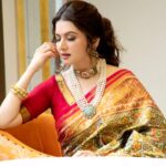 Bhagyashree Instagram - Patola ! Wrapped in the craftsmanship of #incredibleindia The delicate art of weaving, thread by thread, taking a duration of 6mnths to a year to make, the pride of Gujarat. Its workmanship being so significant, it was given the honor of being part of "Streedhan" in earlier times, and even earmarked as a family heirloom. #weavesofindia #traditionalwear #saree #sari #bebeautiful #sareelove #traditional #weavers #beyourownkindofbeautiful 📷@pinkiemakhijani HMU @nishthabhandari @roopavohrafinejewellery
