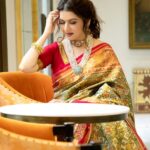 Bhagyashree Instagram - Patola ! Wrapped in the craftsmanship of #incredibleindia The delicate art of weaving, thread by thread, taking a duration of 6mnths to a year to make, the pride of Gujarat. Its workmanship being so significant, it was given the honor of being part of "Streedhan" in earlier times, and even earmarked as a family heirloom. #weavesofindia #traditionalwear #saree #sari #bebeautiful #sareelove #traditional #weavers #beyourownkindofbeautiful 📷@pinkiemakhijani HMU @nishthabhandari @roopavohrafinejewellery