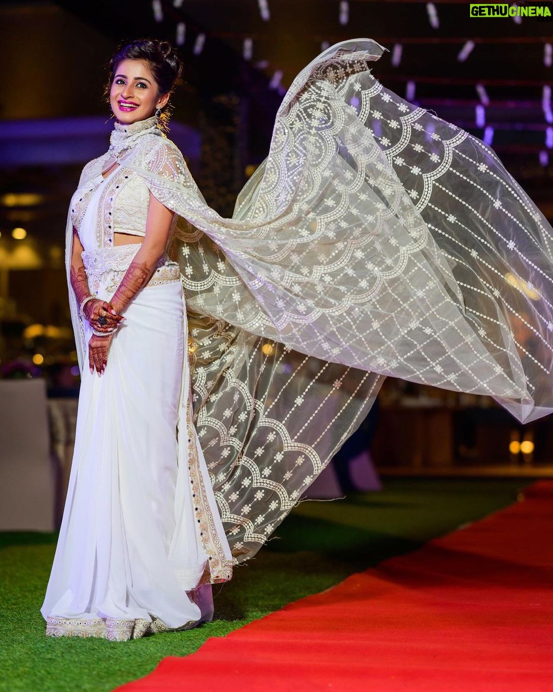 Bhoomika Dash Instagram - Whatβs your zodiac sign ?_______ Because Sagittarius are born to shine πβ¨ π @mahendrabaral_official πΈ @asutoshphotomagicofficial π@chinu_makeup πββοΈ @makeupbytulasi Vivanta By Taj