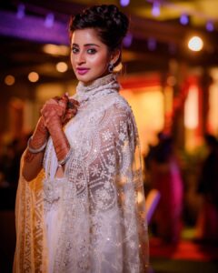 Bhoomika Dash Instagram - What’s your zodiac sign ?_______ Because Sagittarius are born to shine 😌✨ 👗 @mahendrabaral_official 📸 @asutoshphotomagicofficial 💄@chinu_makeup 💇‍♀️ @makeupbytulasi Vivanta By Taj