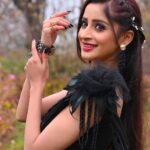 Bhoomika Dash Instagram - First look from the romantic song of the year “ Khojibathu paigali besi “ from the film “Operation 12/17” ♠️ Full song releasing tomorrow in @amaramuzik YouTube channel. Choreographed by Bollywood Director and Choreographer Nimesh Bhat Directed by @sudhanshumohansahoo Styled and Designed by @ramulicreation MUA @chinu_makeup Hair @makeupbytulasi Mughal Garden Srinagar Kasmir