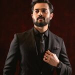 Bhuvan Bam Instagram - Honoured with ICON OF THE YEAR at last night’s #MyntraGlammyAwards ♥️🌻