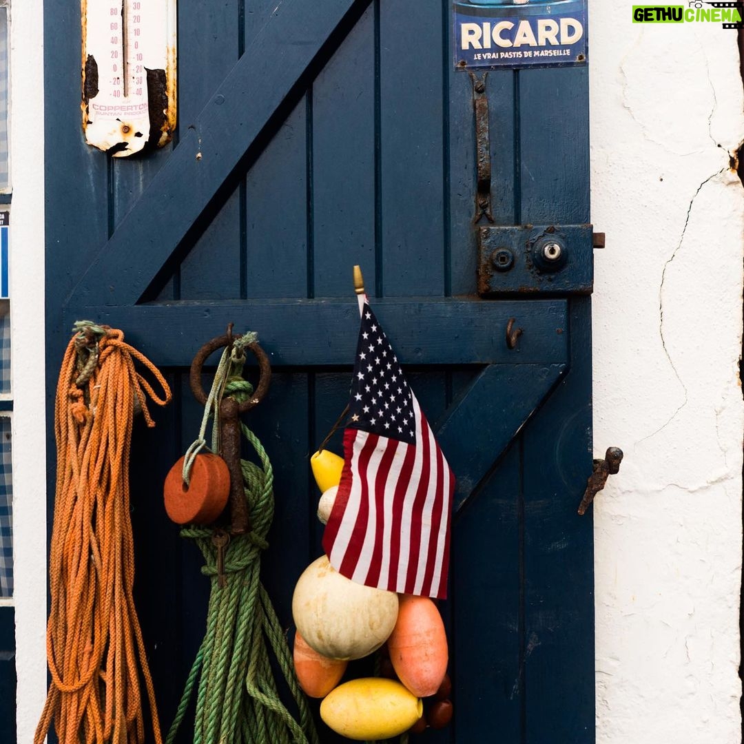 Bianca Roe - 1.4K Likes - Happy 50th Birthday today, to our dear Brother and Friend @stormymondaygoods - the bond between us is that of family, family chosen for the values, joy and kinship you represent. Uncle Neil, we are honored to know you and share in this wonderful life together! Your generosity is beyond measure, today we celebrate you. Photos by @bluegabor the other half of this magical dynamic duo. Love you both so much! 💙
