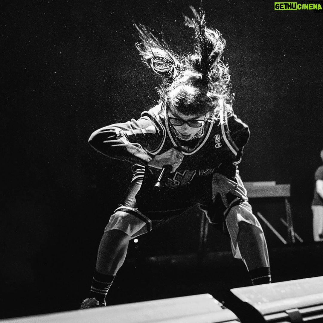 Billie Eilish Instagram - lollaβ€οΈβπ₯β€οΈβπ₯β€οΈβπ₯β€οΈβπ₯β€οΈβπ₯β€οΈβπ₯β€οΈβπ₯ Chicago, Illinois