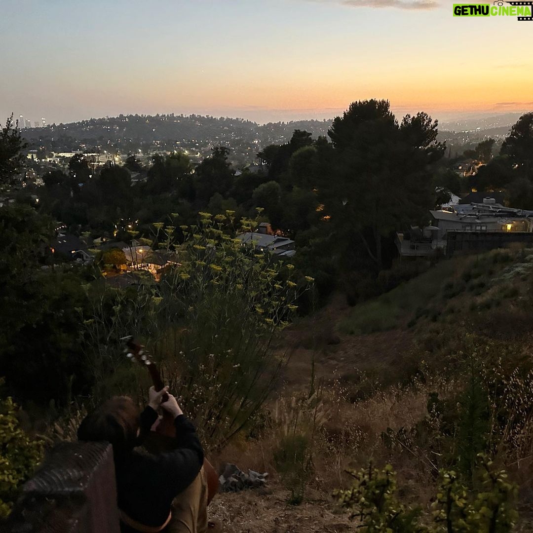 Billie Eilish Instagram - π₯°πβΊοΈπ₯³π€π€©πππ€