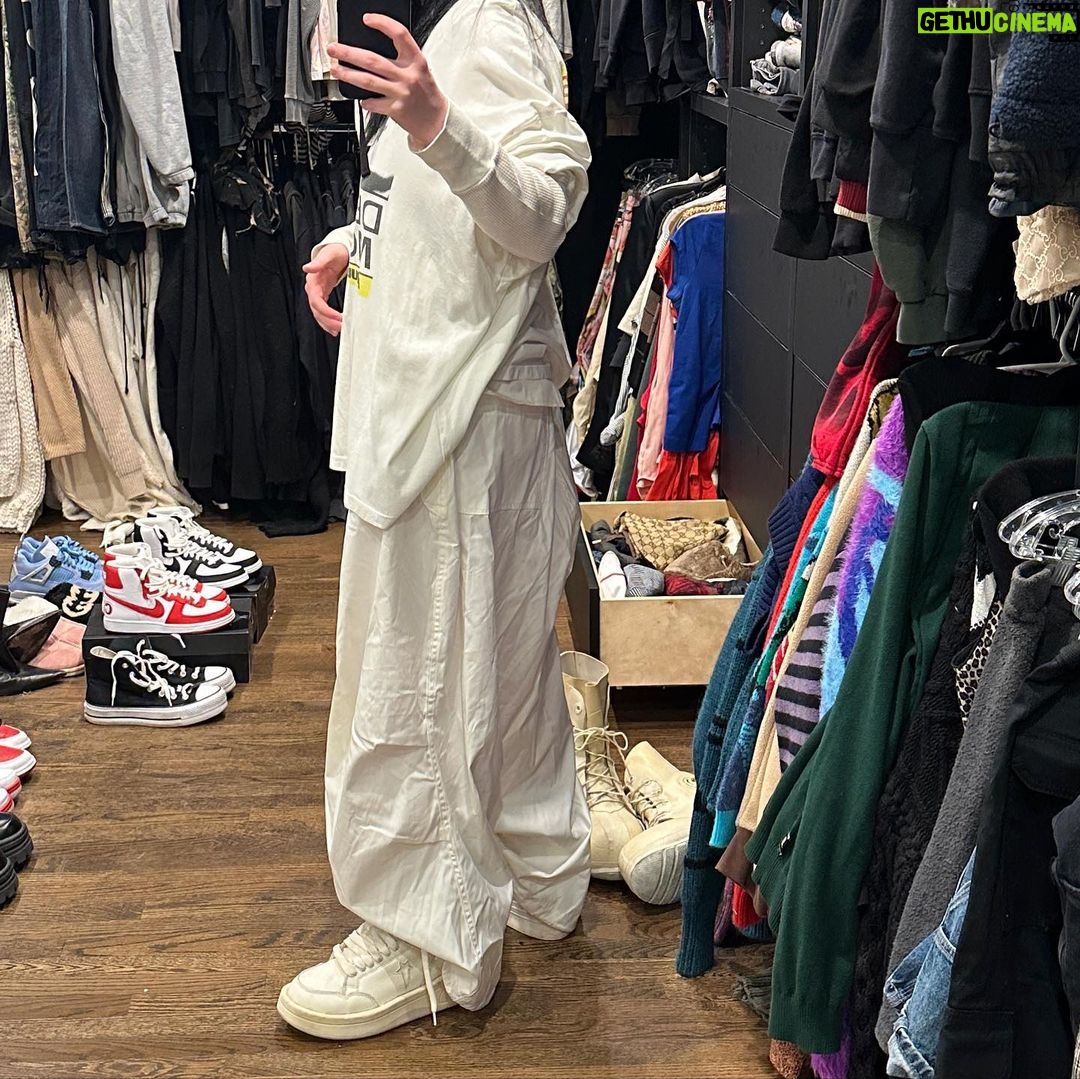 Billie Eilish Instagram - fuck out my face please
