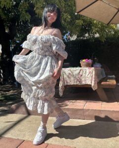 Billie Eilish Instagram - 💐🌻🌷🌸🌈