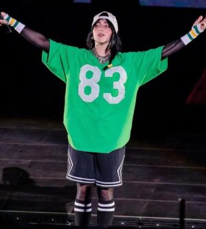 Billie Eilish Instagram - BRAZIL 🇧🇷🇧🇷🇧🇷 FINALLYYYYYYYYYYY🥳🥳🥳🥳🥳🥳🥳🥳