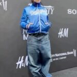 Billie Eilish Instagram - thanks variety for my award and for also outing me on a red carpet at 11 am instead of talking about anything else that matters i like boys and girls leave me alone about it please literally who cares stream “what was i made for”🥸