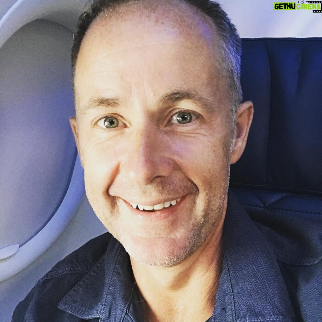 Billy Boyd Instagram - On my way to Colorado Springs! Looking forward to a great weekend. See you there. P.s. it’s almost my birthday! @cscomiccon #coloradospringscomiccon #colorado #birthday #hatetohavetoremindeveryone