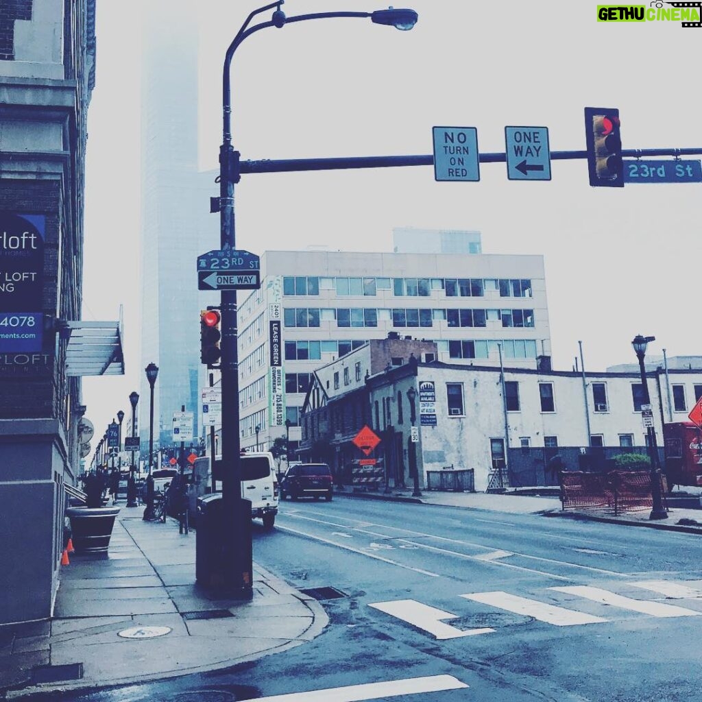 Billy Boyd Instagram - In Philadelphia, near 23rd street, there is a building that reaches way up past the clouds.