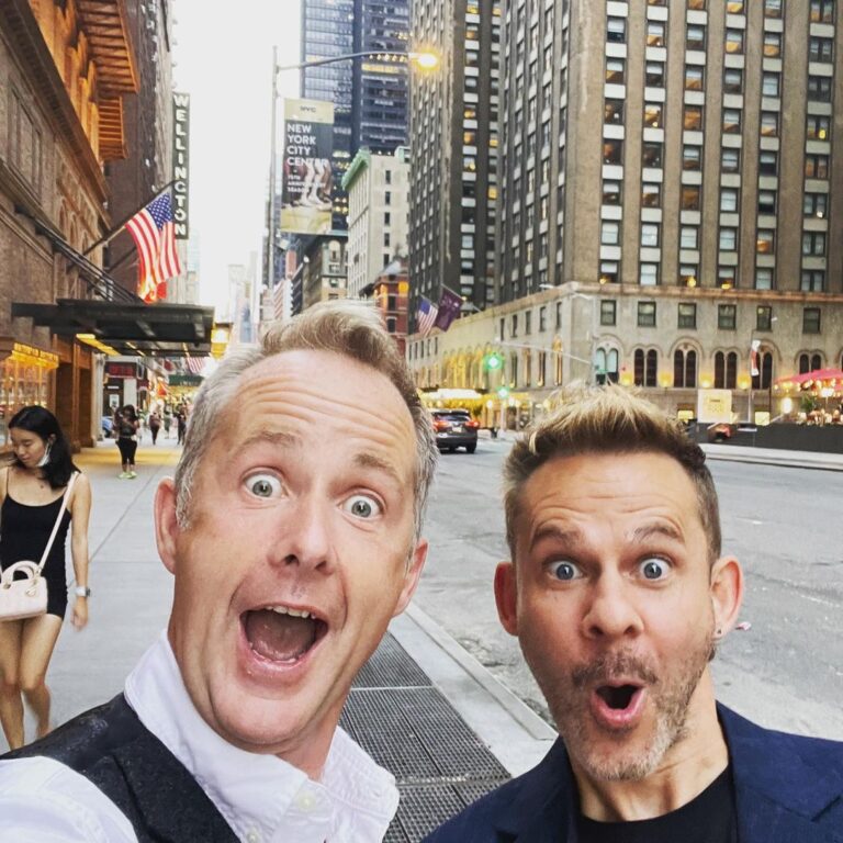 Billy Boyd Instagram - Me and @dom_monaghan_ went to NY city. Great fun with @thefriendshiponion