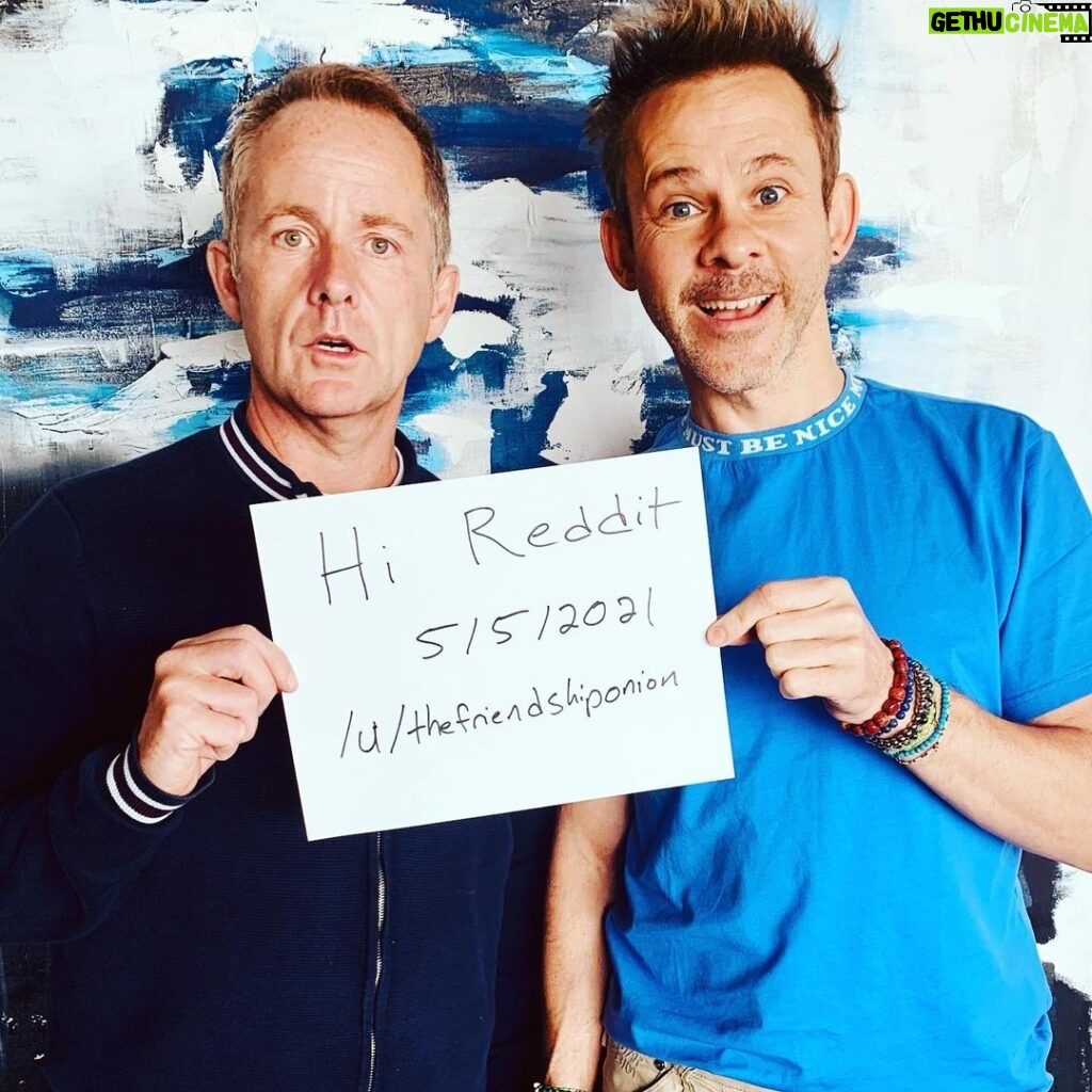 Billy Boyd Instagram - Me and @dom_monaghan_ will be on @reddit . Come join us and ask questions at R/LOtR 2pm-4pm PST. #thefriendshiponion #questions #reddit #prettydom