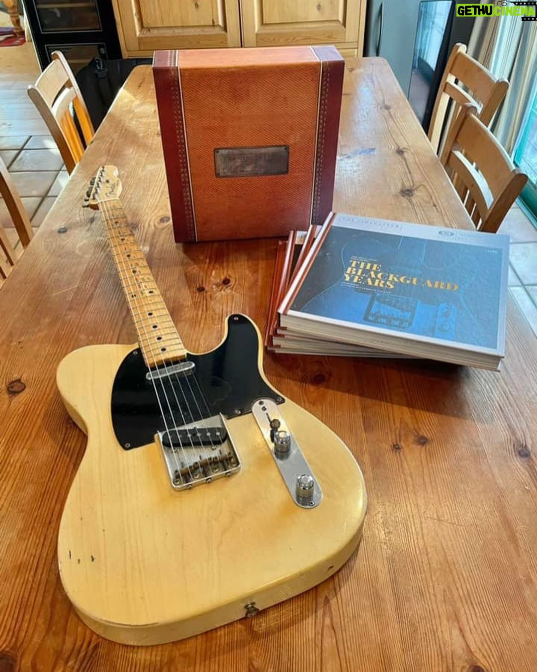 Billy Gibbons Instagram - A rare interview with Billy F Gibbons revealing another artistic twist of prowess with Nacho Baños and the new guitar publication, “The Pinecaster” @thepinecasterbook https://billygibbons.com/2022/01/interview-by-nacho-banos-author-of-the-pinecaster/ link in bio