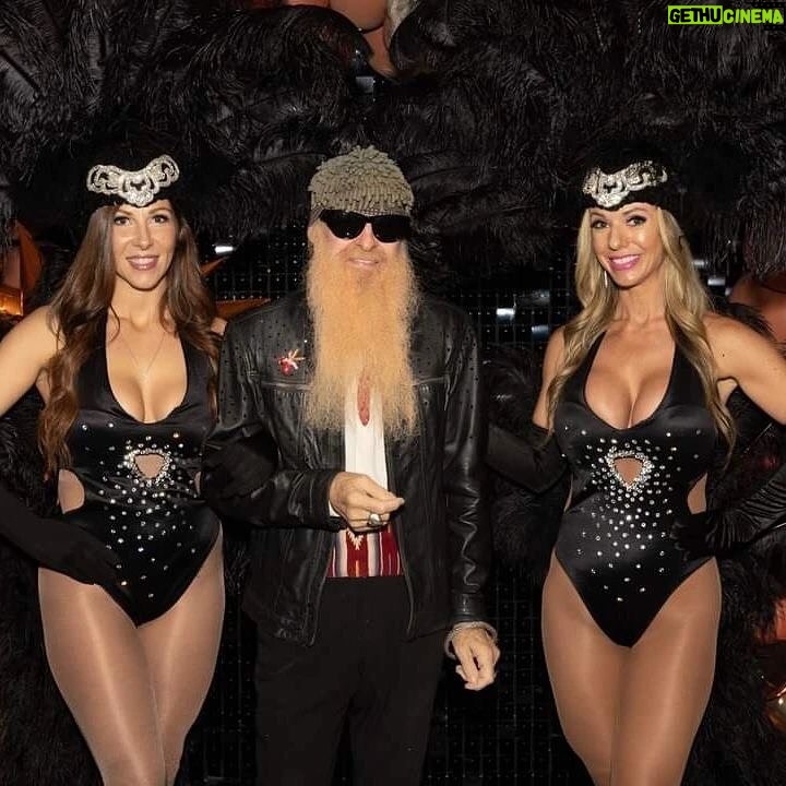 Billy Gibbons Instagram - Repost from @hrcworldwide • ZZ TOP IN THE HOUSE!💥⚡️ A few photos of Billy F Gibbons & the Boys as ZZ Top came & conquered the stage at the Hard Rock Hotel & Casino Tulsa 💥 ⚡️ There's no doubt these Hombres are "BAD, THEY'RE NATIONWIDE", so, we tip our hats to the 'TOP' & say "I THANK YOU" 🤠⚡️🤘 #LiveLoveRock #HardRockHotelCasinoTulsa #ZZTOP #HRCWorldWide @hardrocktulsa @zztop @billyfgibbons