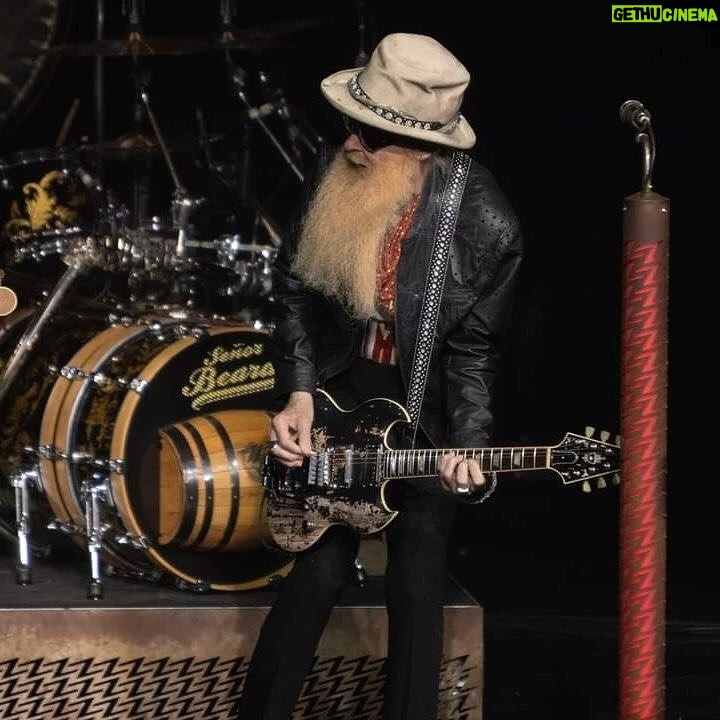 Billy Gibbons Instagram - Repost from @hrcworldwide • ZZ TOP IN THE HOUSE!💥⚡️ A few photos of Billy F Gibbons & the Boys as ZZ Top came & conquered the stage at the Hard Rock Hotel & Casino Tulsa 💥 ⚡️ There's no doubt these Hombres are "BAD, THEY'RE NATIONWIDE", so, we tip our hats to the 'TOP' & say "I THANK YOU" 🤠⚡️🤘 #LiveLoveRock #HardRockHotelCasinoTulsa #ZZTOP #HRCWorldWide @hardrocktulsa @zztop @billyfgibbons