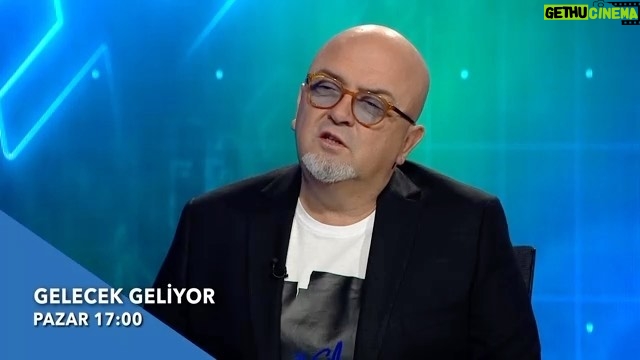 Birol Güven Instagram - Bu hafta konuğum sevgili @muminsekmanofficial , bilin bakalım konumuz ne? @tv360comtr #gelecekgeliyor