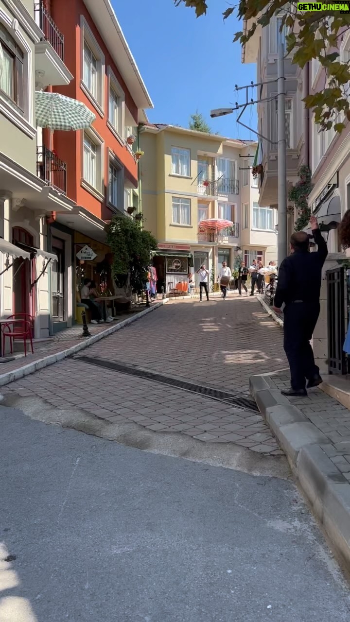 Birol Güven - 2.2K Likes - Mükemmel Eşleşme’de düğün dernek işleri @mukemmeleslesmetrt @trt1