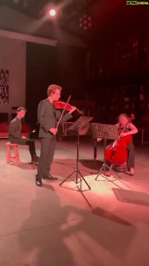 Birol Güven Instagram - @lcs_ensemble @c.e.m.g.u.v.e.n @mayayildirim @thestayalacati