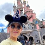 Blake Lively Instagram - 2023 Highlights: pumping at @disneylandparis 🥛 Cheers Remy