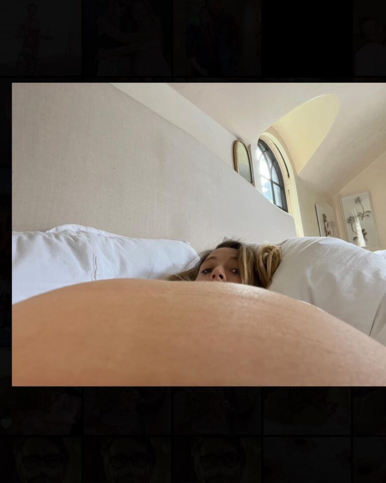 Blake Lively Instagram - Here are photos of me pregnant in real life so the 11 guys waiting outside my home for a 🦄 sighting will leave me alone. You freak me and my kids out. Thanks to everyone else for all the love and respect and for continuing to unfollow accounts and publications who share photos of children. You have all the power against them. And thank you to the media who have a “No Kids Policy”. You all make all the difference 🙏♥️. Much love! Xxb