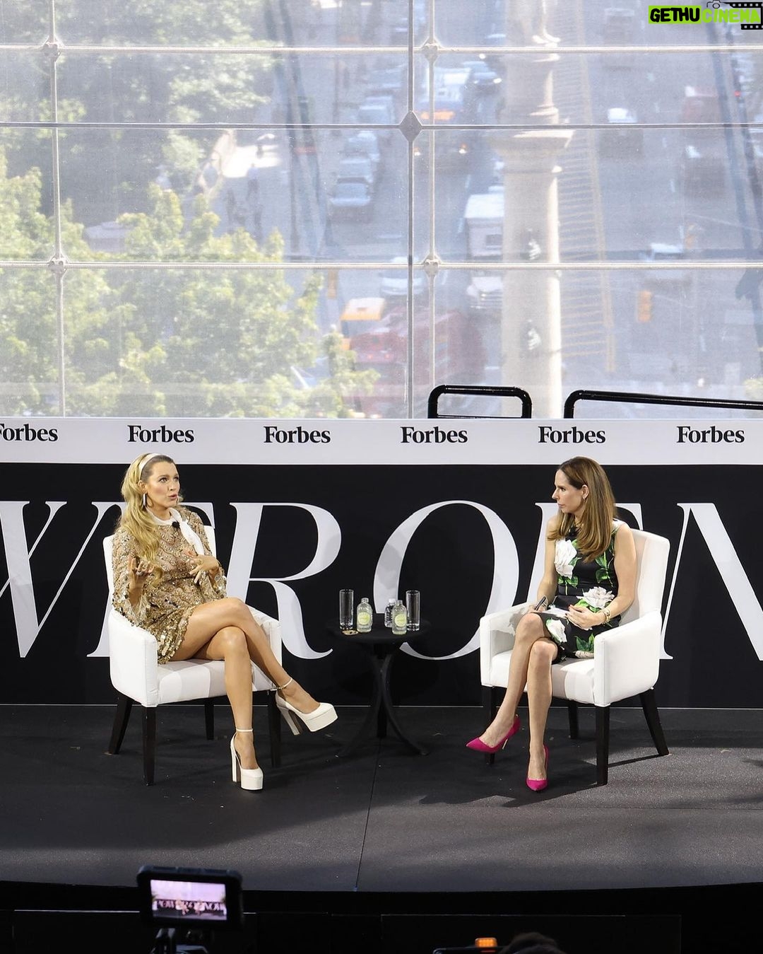 Blake Lively Instagram - @forbes π for having me to talk @bettybuzz , @grameenamerica and owning what you believe in. Such an honor. And thank you to everyone who made me sparkly @maisonvalentino @lorraineschwartz @ofirajewelz @kristoferbuckle @jennifer_yepez @nailsbymei @molly_sage ππ«Άπ