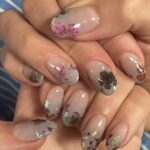 Blake Lively Instagram - @enamelle I’m still not over these flower pressed nails. Do you know how hard it is to take pictures of both your hands!?! My nose has come in very handy…