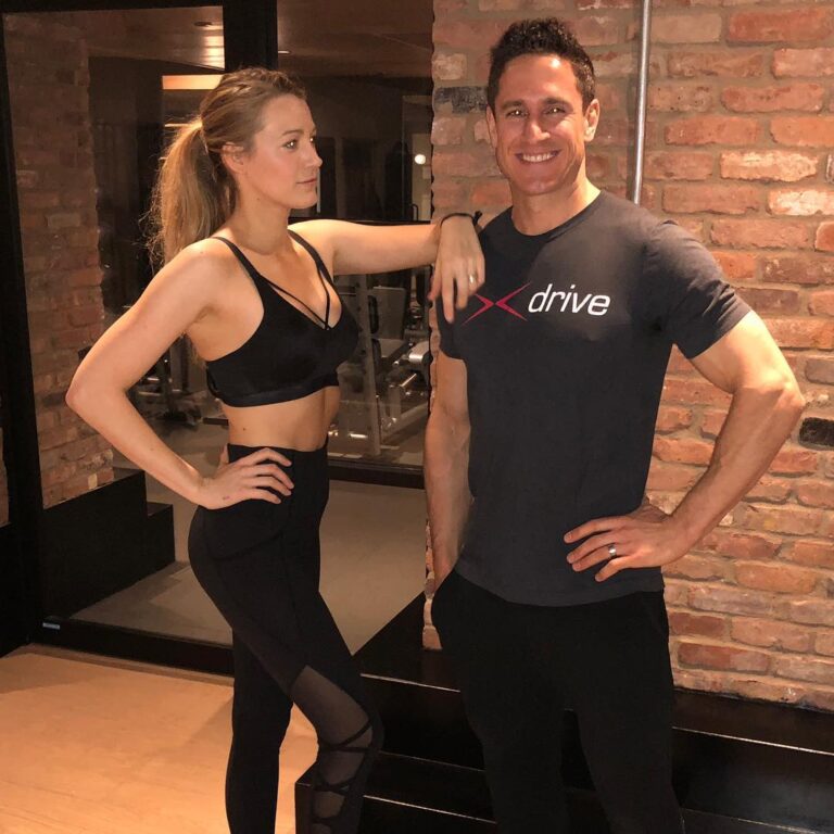 Blake Lively Instagram - Turns out you can’t lose the 61 lbs you gained during pregnancy by just scrolling through instragram and wondering why you don’t look like all the bikini models. Thanks @donsaladino for kickin my A double S into shape. 10 months to gain, 14 months to lose. Feeling very proud 💪😁💪