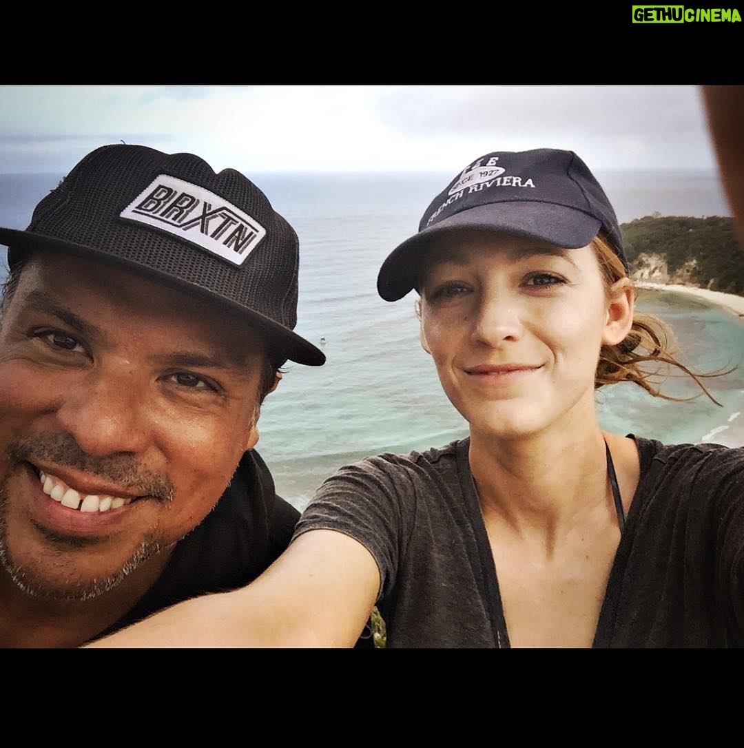 Blake Lively Instagram - Happy birthday @rodortega4hair 🎂For 10 years you've inspired me with your creativity, talent, passion, knowledge, and loyalty. You're not only the greatest man behind the manes 💇, but most importantly-- you're a good person and friend. ❤️❤️ love you.