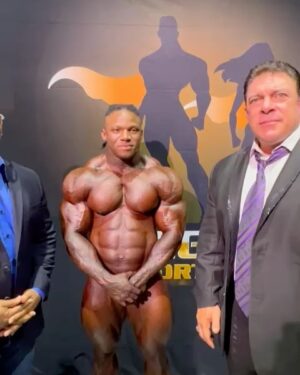 Bob Cicherillo Instagram - Chatting with the CHAMP 🏆 himself @tonio_the_predator_burton after his win at the @legionsportsfest 
Me and @shawnrayifbbpro break down the show. 

#ifbbpro #shawnray #bobcicherillo #legionsportsfest #bodybuilder #mrolympia
