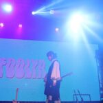 Bonnie Wong Instagram - 感謝 @yeahsband 咁大膽搵我哋做暖場嘉賓 情緒內耗一整天後 唱完三首歌我已經四肢無力 令我更加佩服YEAHS唱足成晚 多謝虎牙隊長 梁子carry 仲有阿檸陪住 加埋成隊 @btnebtnebtne 撐住 我先冇喺台上面腳軟 仲要多謝偽經理人 EL姐大量emotional support🧡 @elsie_lui 真經理人團隊 乜都support 化妝師 @carmencmakeup_cc 都要情緒支援 髮型師 @zenkizen0401 純搞笑 飛機靚相support @kongvenus 多謝膠戰family 👌🏻我話唱兩首咋 都照嚟捧場 係咪痴線㗎你哋 多謝美華氏靚衫 @midwestvintage 超多謝排舞師 @mannsze （梁子又話chill 住跳點知佢原來跳到咁大力😂） 仲有903兄弟姊妹🥹 琴晚一撻落床就瞓到斷片 今朝瞓醒先醒起：今晚仲有一場？！😂😂😂😂😂😂😂 OK 我今晚跳得大力啲