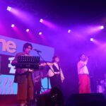 Bonnie Wong Instagram - 感謝 @yeahsband 咁大膽搵我哋做暖場嘉賓 情緒內耗一整天後 唱完三首歌我已經四肢無力 令我更加佩服YEAHS唱足成晚 多謝虎牙隊長 梁子carry 仲有阿檸陪住 加埋成隊 @btnebtnebtne 撐住 我先冇喺台上面腳軟 仲要多謝偽經理人 EL姐大量emotional support🧡 @elsie_lui 真經理人團隊 乜都support 化妝師 @carmencmakeup_cc 都要情緒支援 髮型師 @zenkizen0401 純搞笑 飛機靚相support @kongvenus 多謝膠戰family 👌🏻我話唱兩首咋 都照嚟捧場 係咪痴線㗎你哋 多謝美華氏靚衫 @midwestvintage 超多謝排舞師 @mannsze （梁子又話chill 住跳點知佢原來跳到咁大力😂） 仲有903兄弟姊妹🥹 琴晚一撻落床就瞓到斷片 今朝瞓醒先醒起：今晚仲有一場？！😂😂😂😂😂😂😂 OK 我今晚跳得大力啲