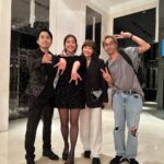 Bonnie Wong Instagram - Shine bright like a diamond💎 ✨ 今年台慶好bling bling💫 第一次有好姊妹同我一齊化妝整頭再去台慶 好有gossip girl嘅既視感（？）☺️ 玩得好盡興🤘🏻開心嘅晚上呀～ 商台Happy Birthday 🫶🏻 今晚最驚喜係有前輩拎60年長期服務獎 用把聲陪伴大家60年❤️好浪漫 嗯 電台就是如此浪漫🫶🏻 Makeup @carmencmakeup_cc Hair @zenkizen0401